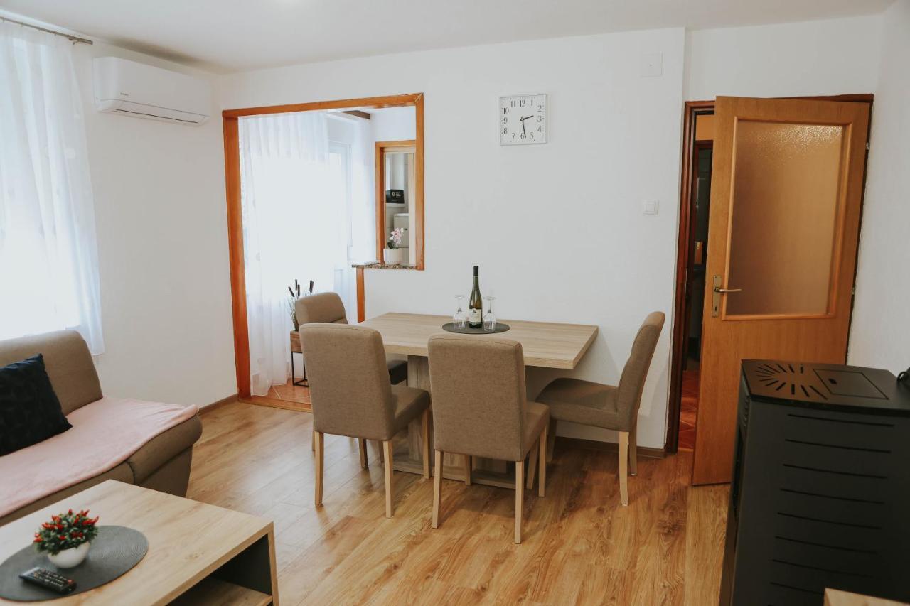 I&T Apartman Gospić المظهر الخارجي الصورة