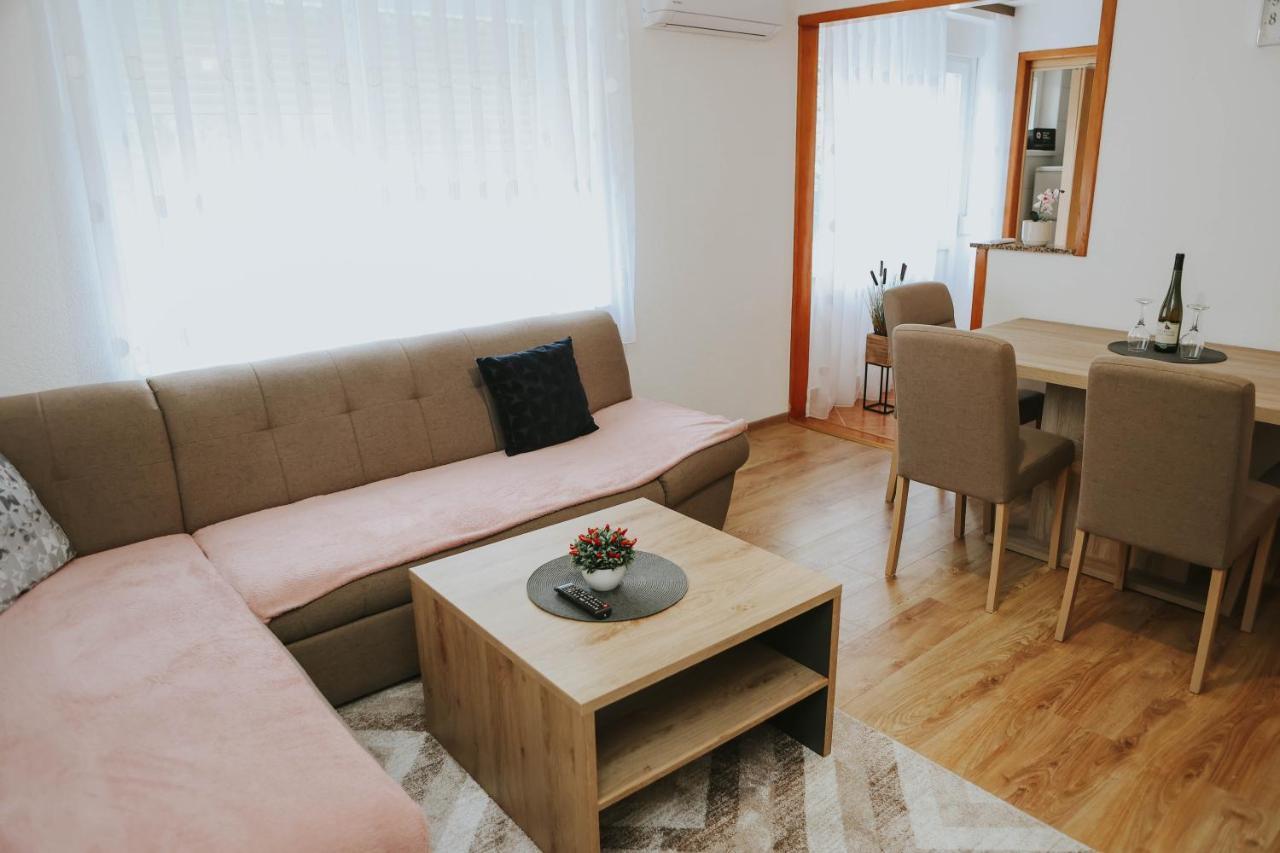 I&T Apartman Gospić المظهر الخارجي الصورة