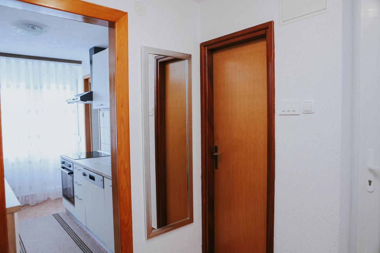 I&T Apartman Gospić المظهر الخارجي الصورة