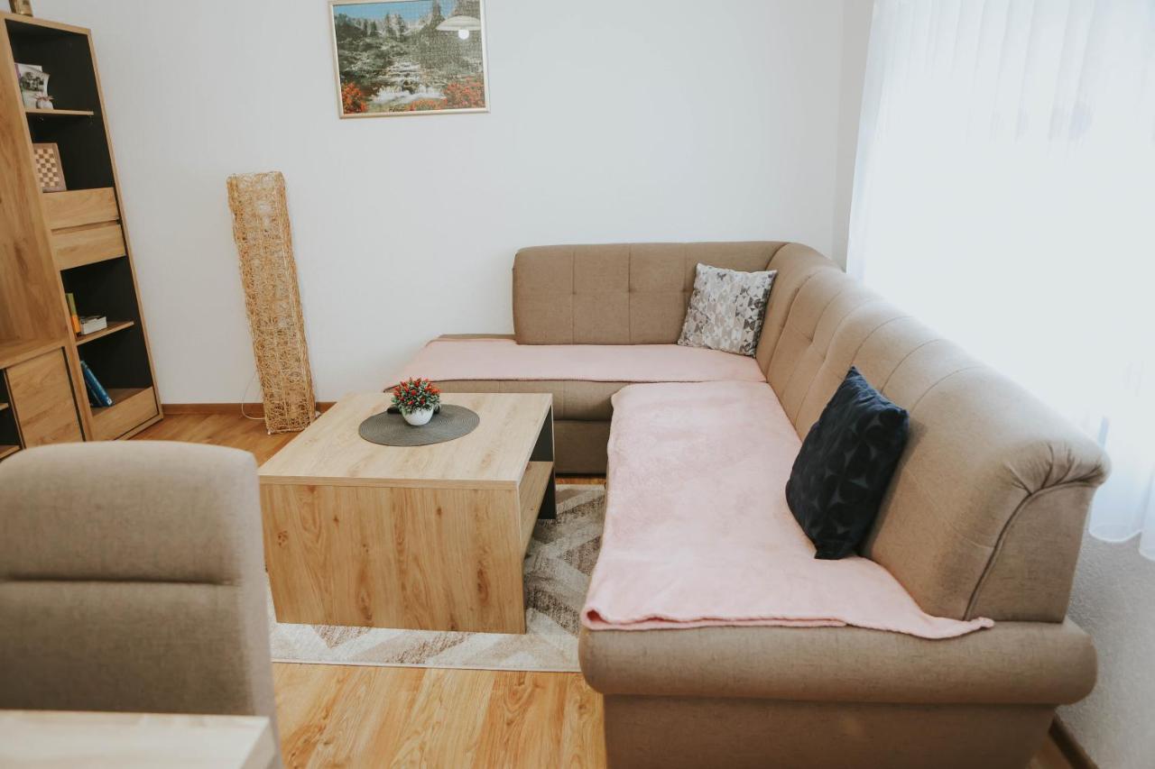 I&T Apartman Gospić المظهر الخارجي الصورة